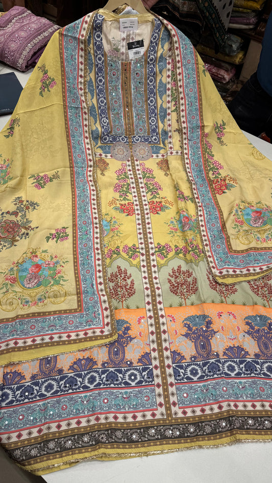 Gorgeous Muslin pakistani prints suit set