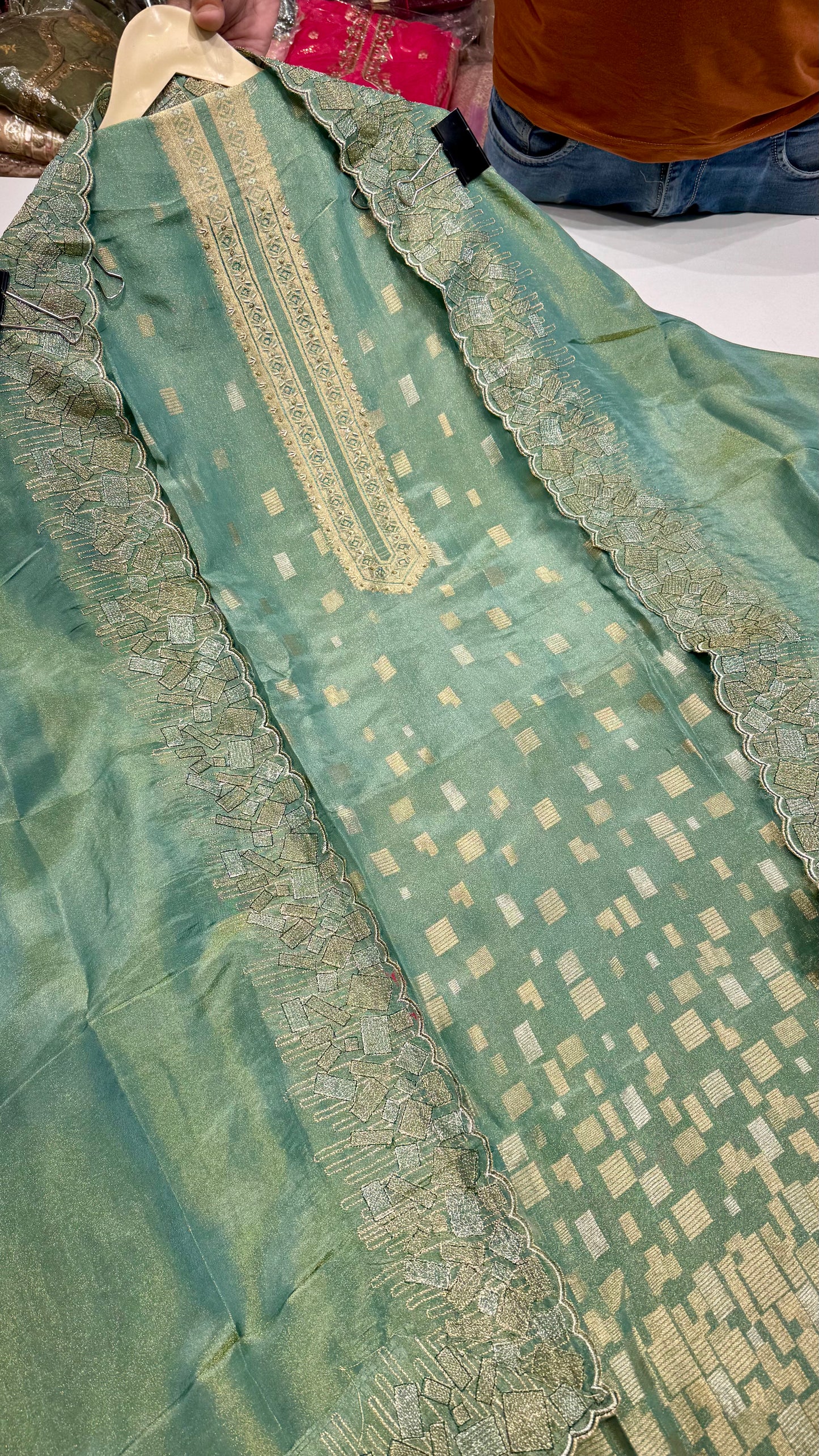 Regal Handloom Kanjivaram Tissue Unstitched Suit Set