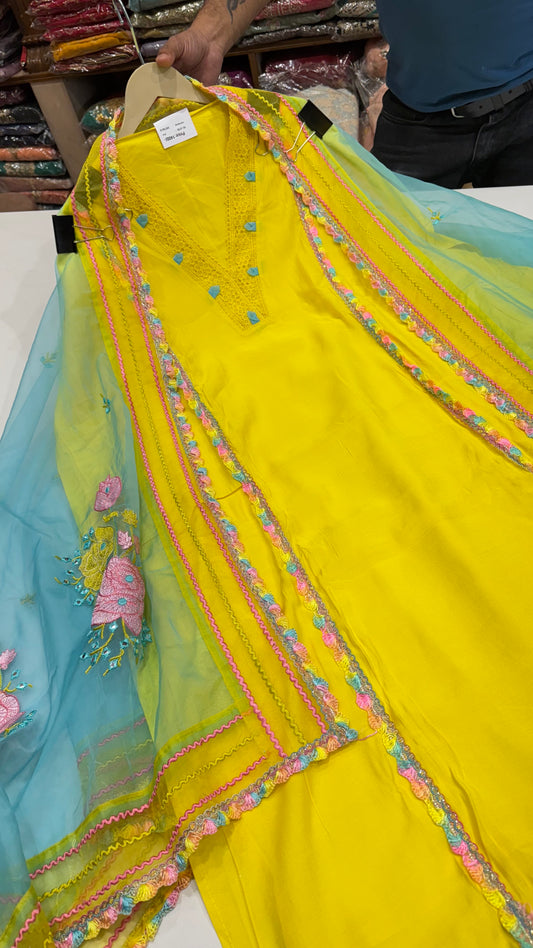 Vibrant Muslin Unstitched Suit with Lace Detailing and Embroidered Organza Dupatta
