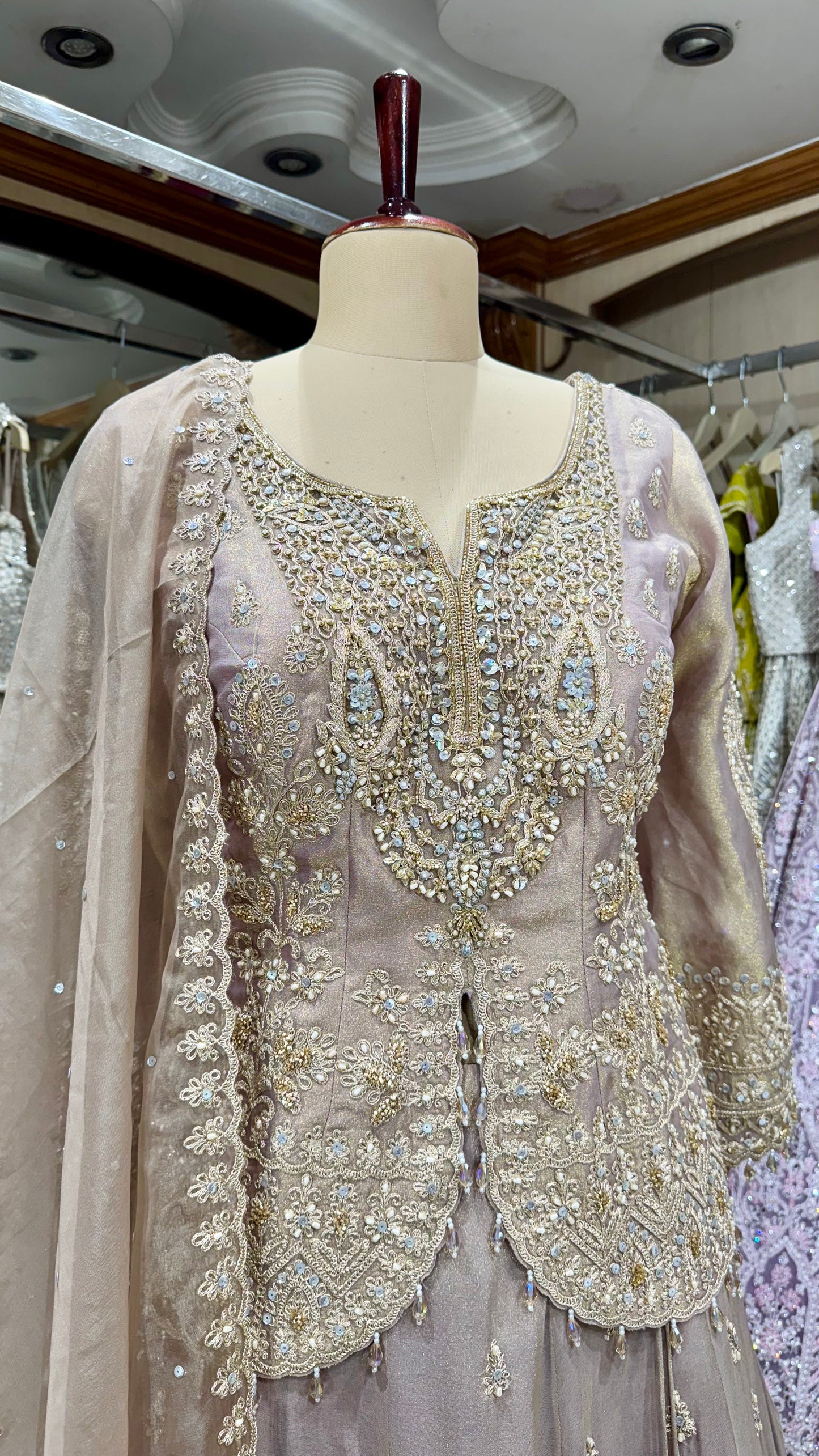 Luxury Hand-Embroidered Pure Tissue Lehenga with Long Front-Cut Choli – Readymade Free Size (Up to 44” Bust)