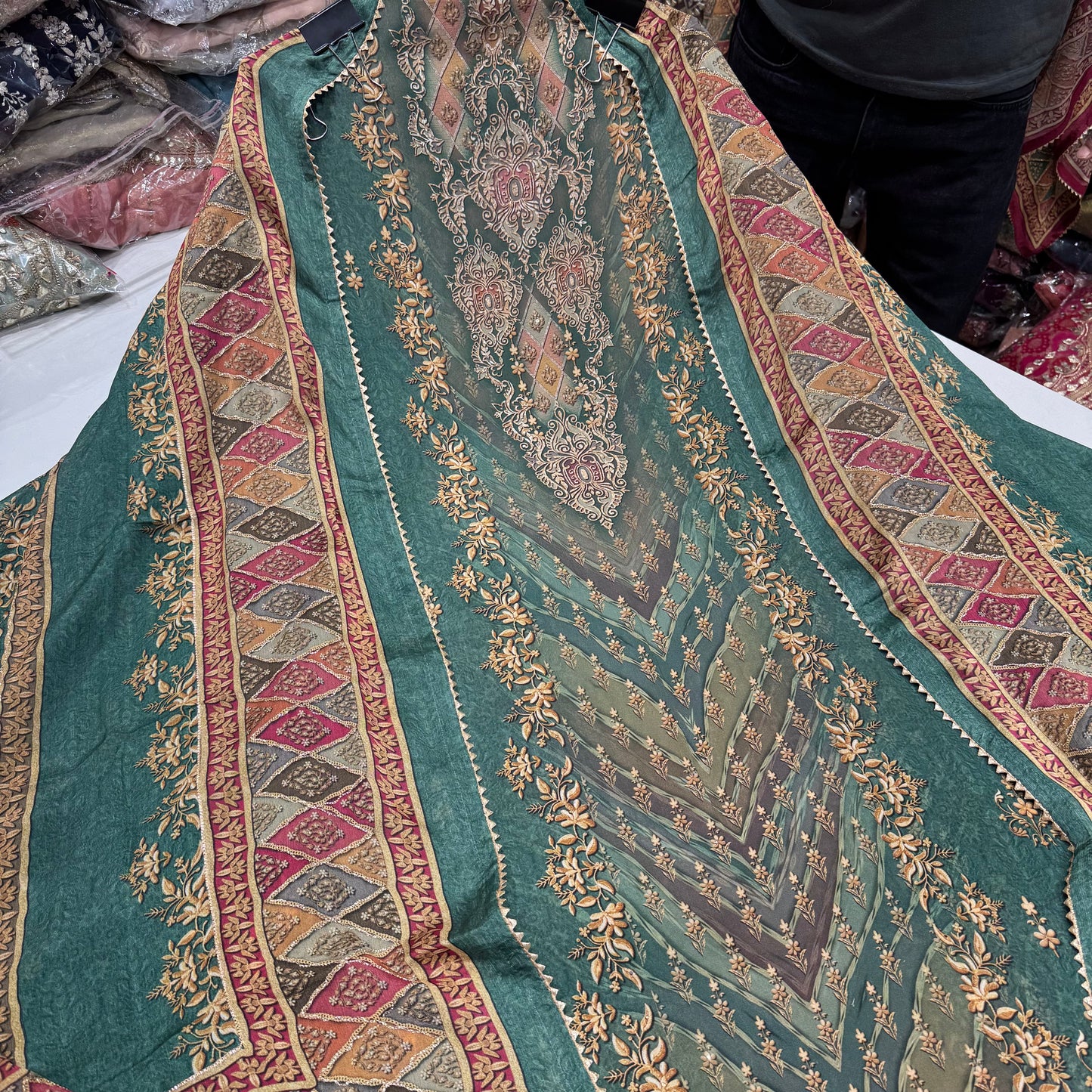 Elegant Olive Green & Onion Pink Unstitched Crepe Suits – Printed Design with Highlight Detailing