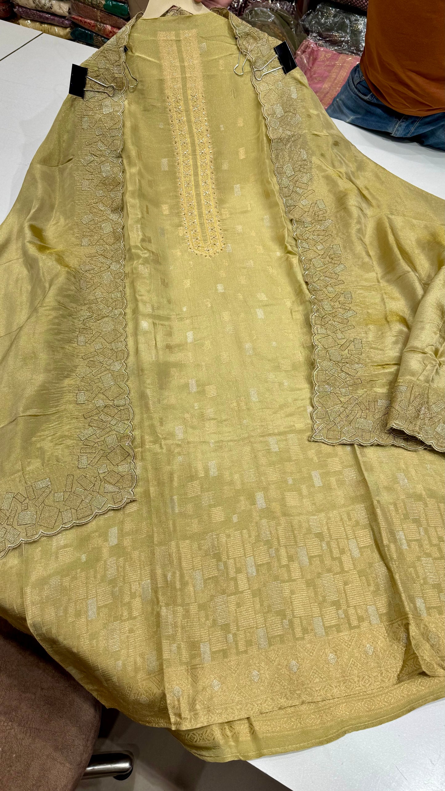 Regal Handloom Kanjivaram Tissue Unstitched Suit Set