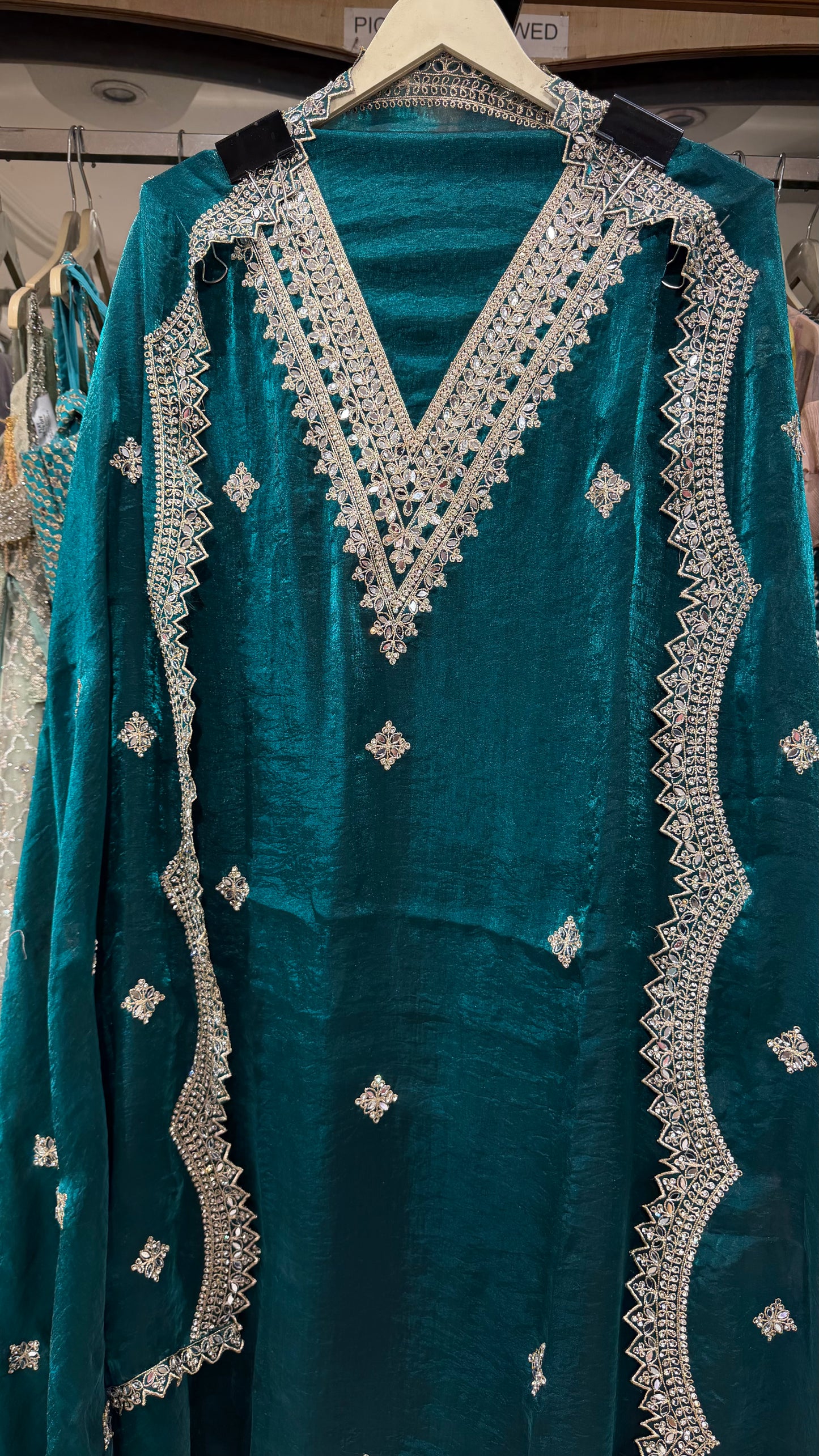 ✨ Nooréen Designer Girlish Suit Set | US7230