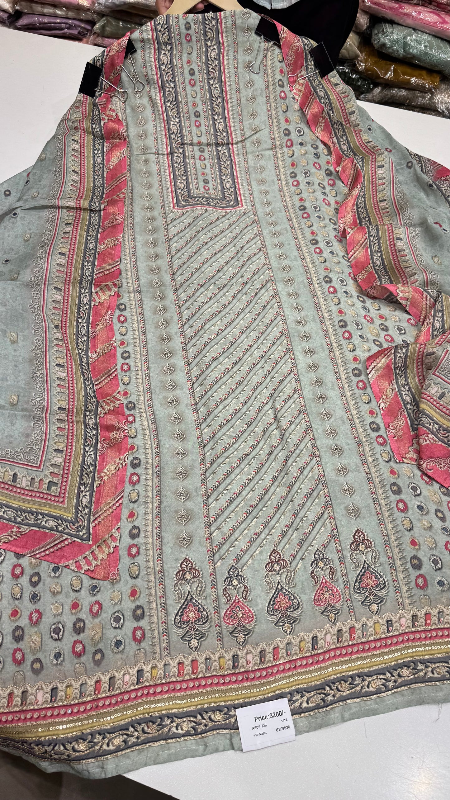 Pakistani Style Printed Muslin Suit with Cotton Silk Bottom & Digital Printed Dupatta – Elegant Ethnic Wear