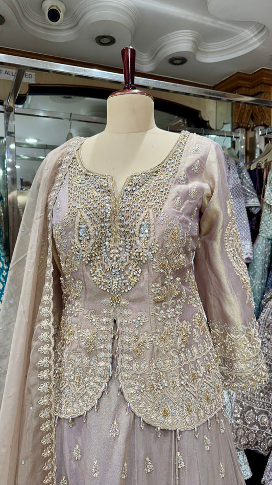 Luxury Hand-Embroidered Pure Tissue Lehenga with Long Front-Cut Choli – Readymade Free Size (Up to 44” Bust)