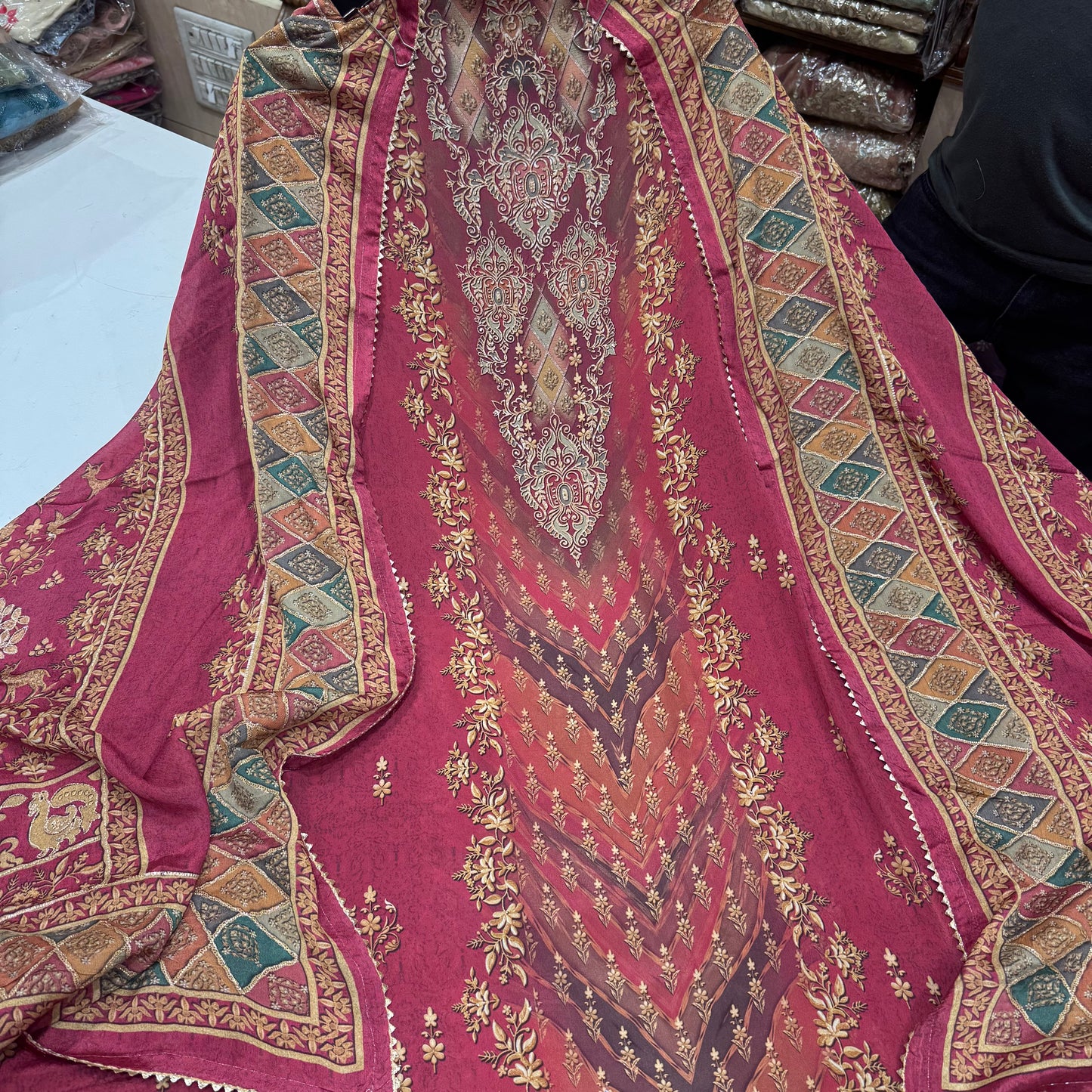 Elegant Olive Green & Onion Pink Unstitched Crepe Suits – Printed Design with Highlight Detailing