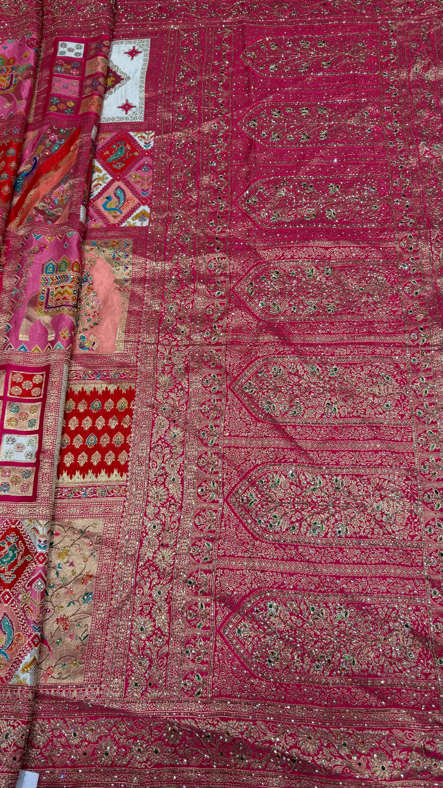 Royal Heritage Pure Banarasi Silk Saree with Exclusive Handwork & Heavy Pallu