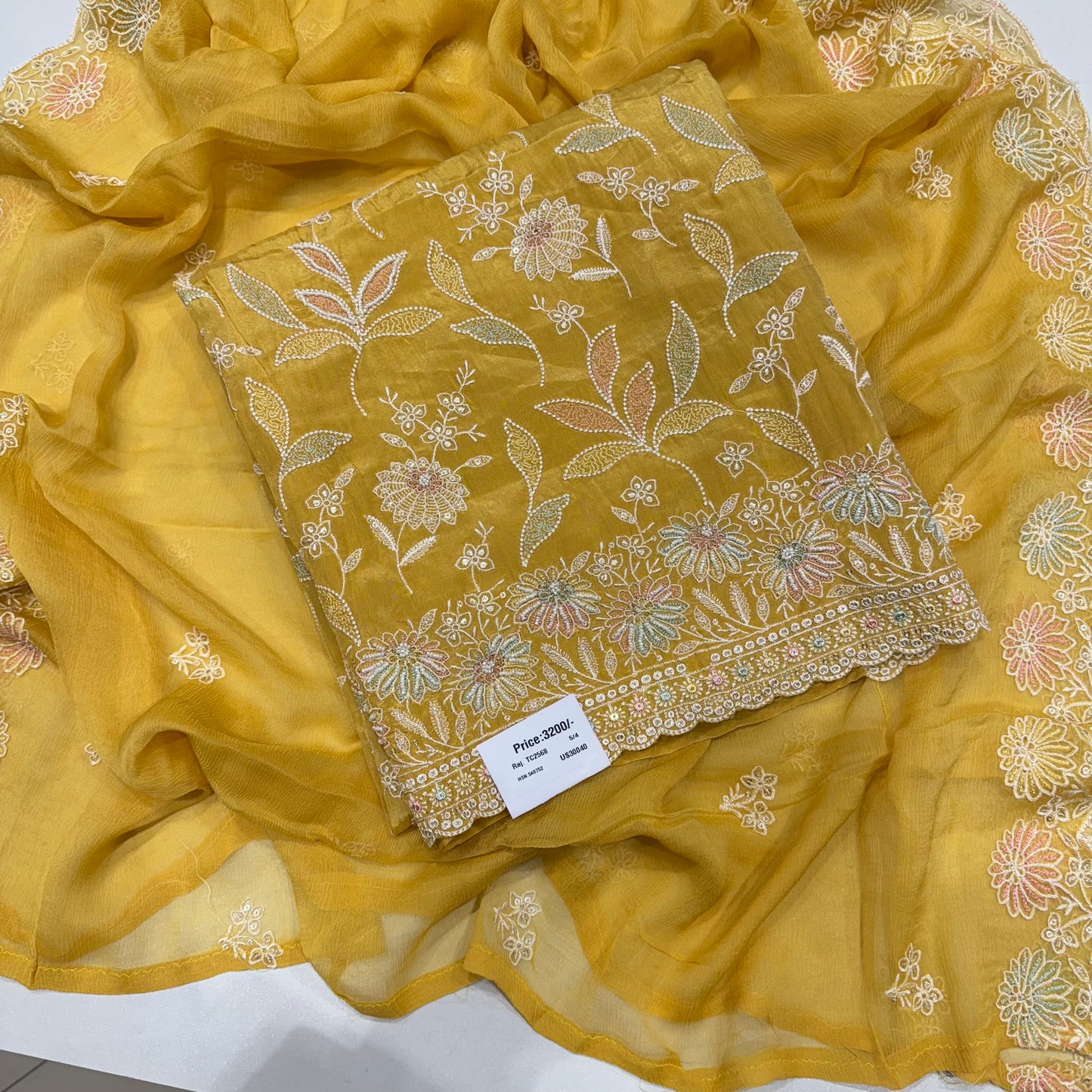 Crepe chikankari with chiffon dupatta suit set