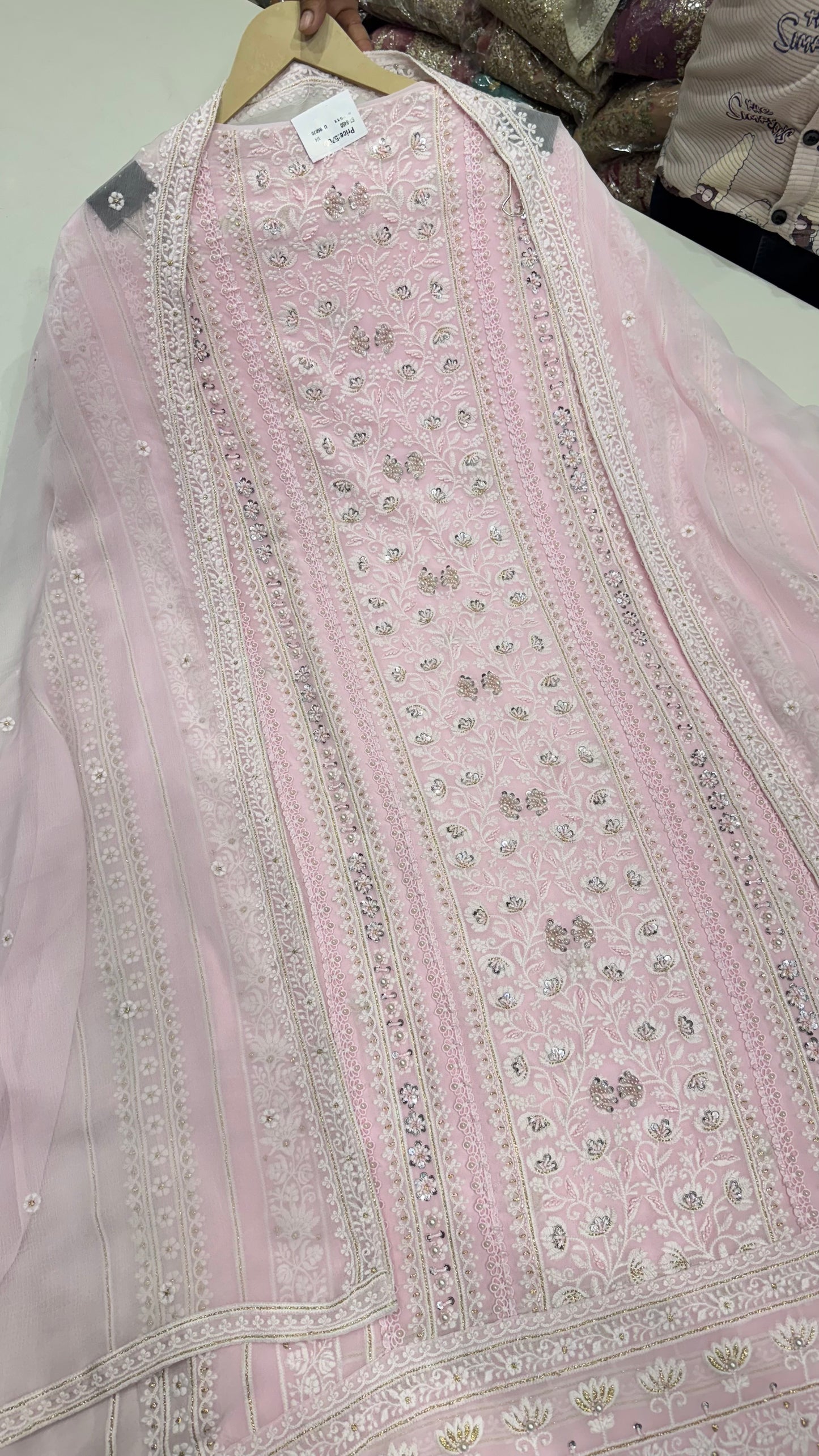 Unstitched Pure Georgette Lakhnavi Embroidered Suit with Chiffon Dupatta