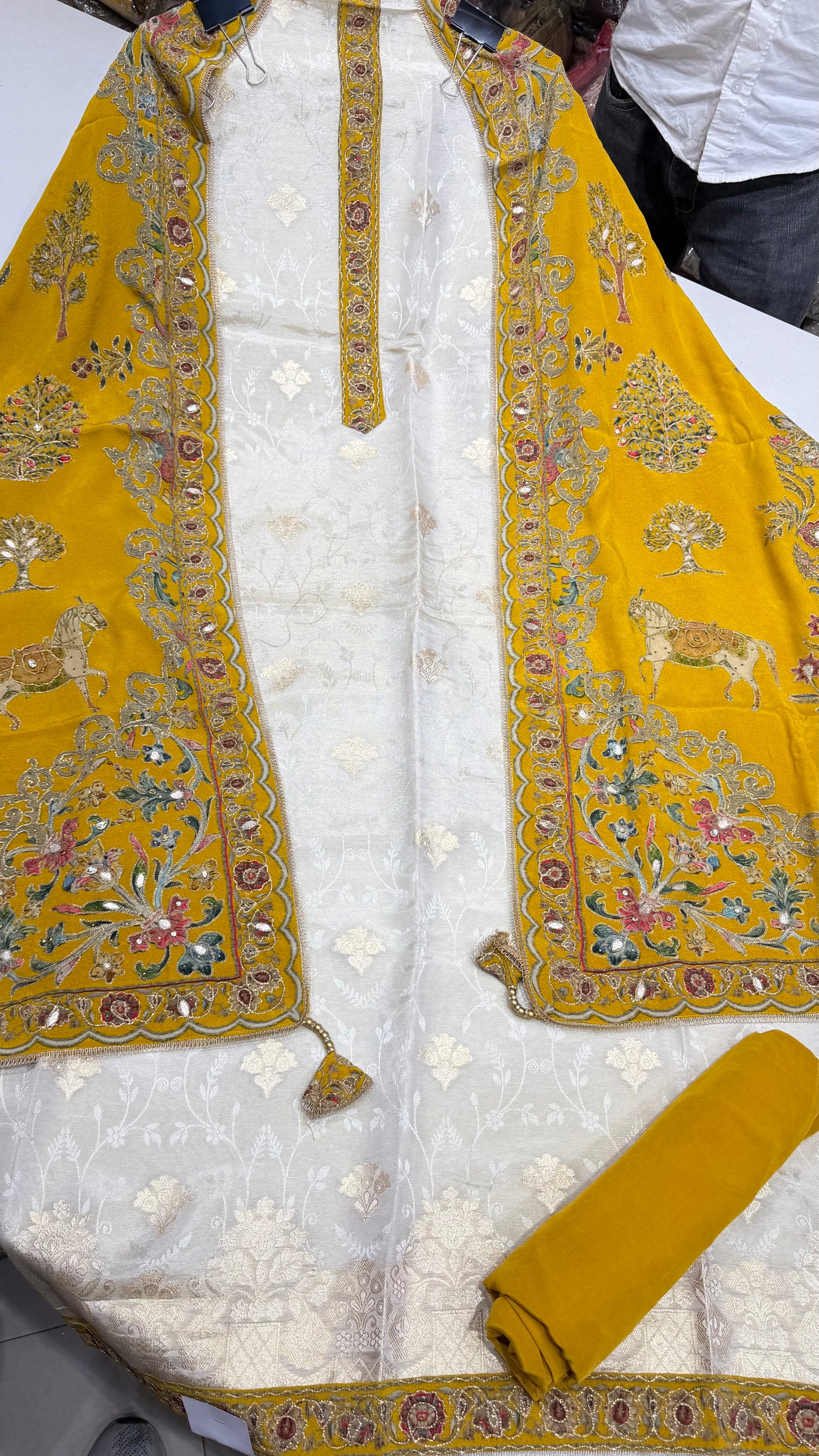 ✨ Sabyasachi Inspired Self Banarasi Tissue Designer Unstitched Suit Set