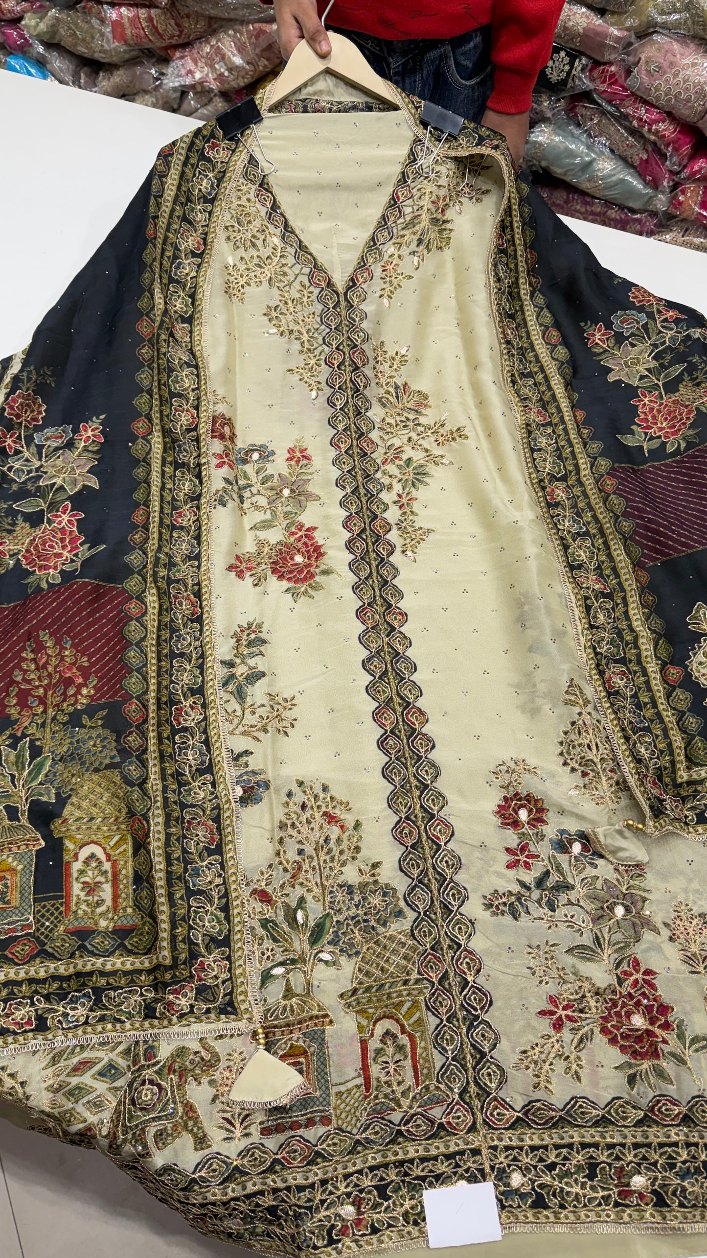 ✨ Sabyasachi Inspired Pure Organza Silk Designer Unstitched Suit Set