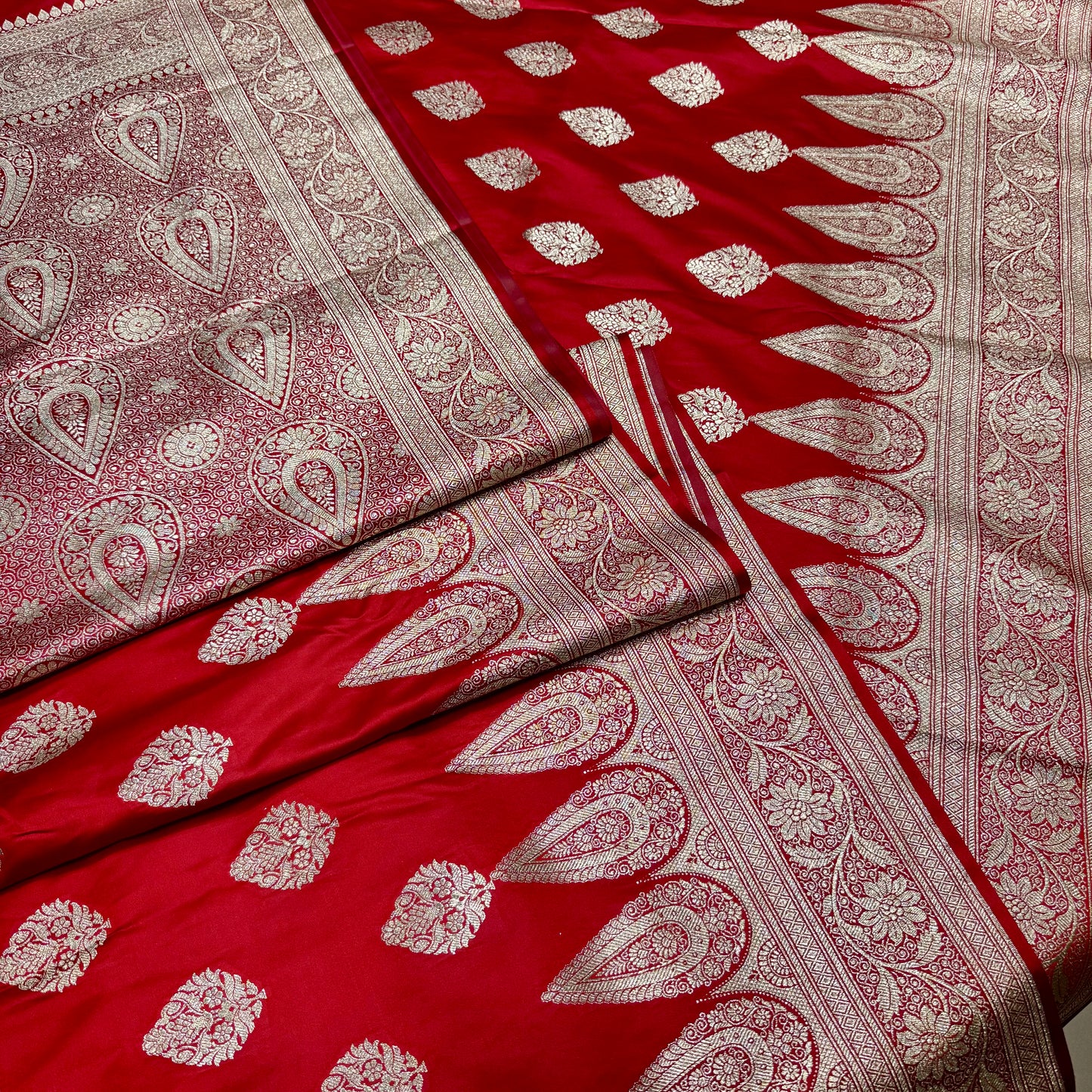 Banarsi Katan silk booti saree