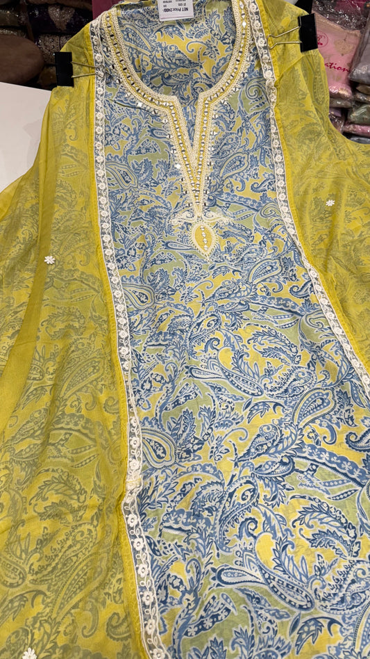 Graceful Pure Muslin Cotton Suit with Mirror Embroidered Neck & Lace Border Chiffon Dupatta – 3-Piece Set