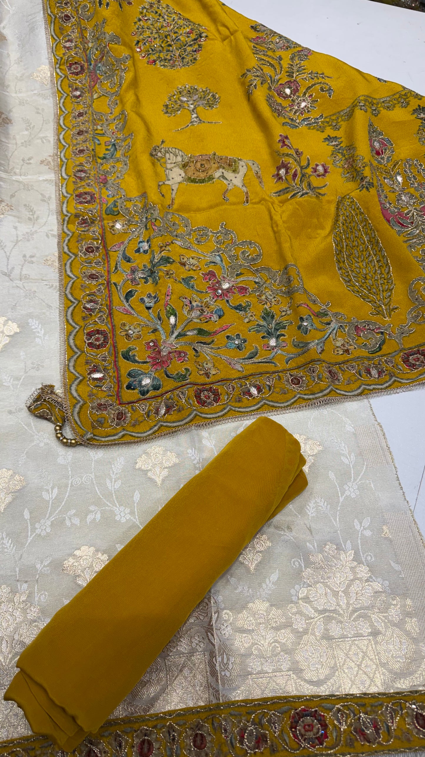 ✨ Sabyasachi Inspired Self Banarasi Tissue Designer Unstitched Suit Set