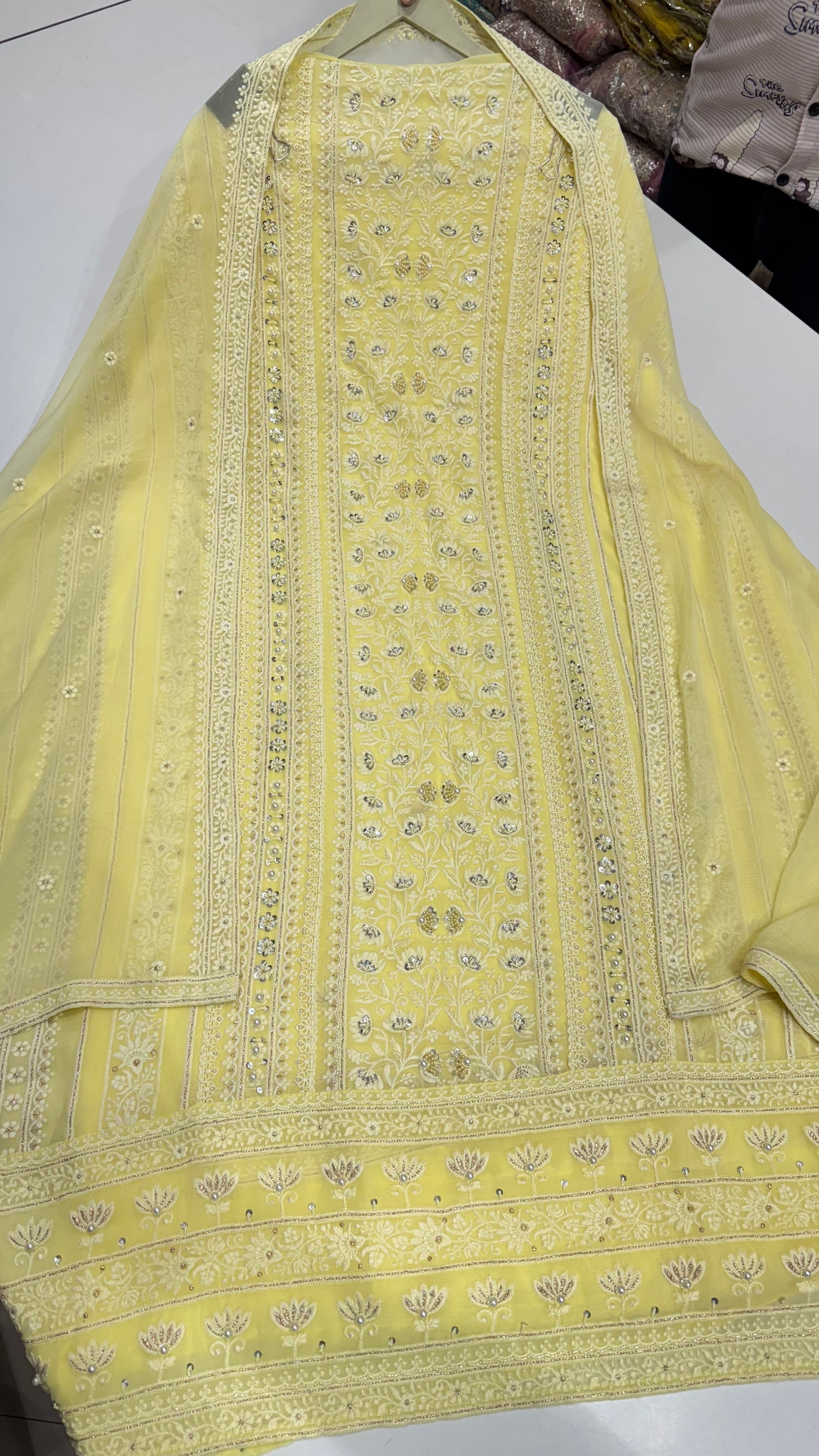Unstitched Pure Georgette Lakhnavi Embroidered Suit with Chiffon Dupatta