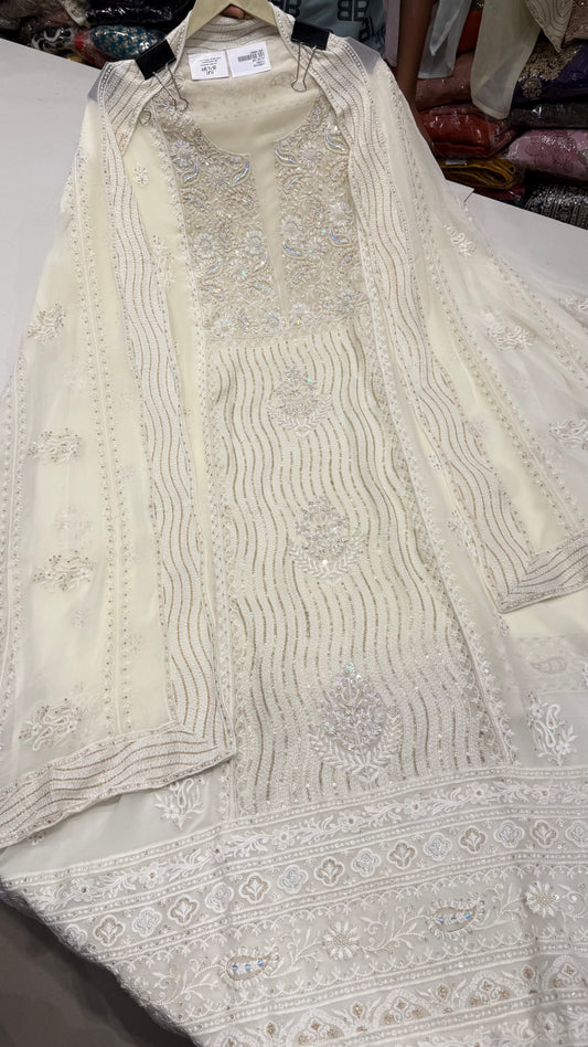 ✨ Noor-e-Chikankari Luxury Lakhnavi Suit