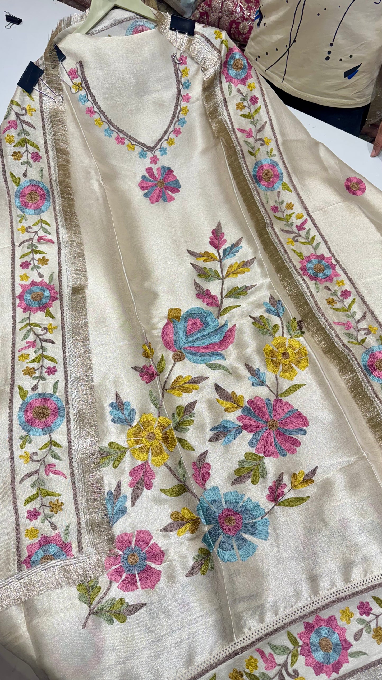 Kalamkari tissue suit